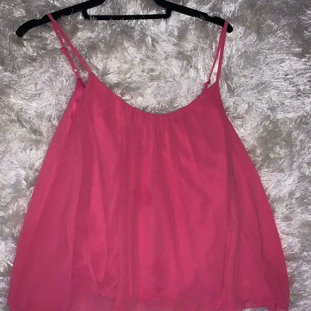 Pink tank top